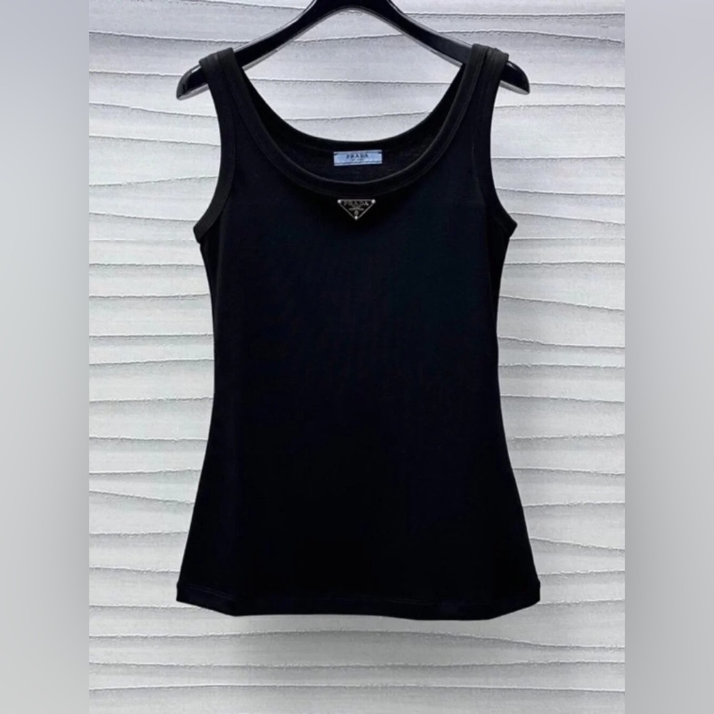 ❤️❤️❤️Prada Women's Black Tank Top